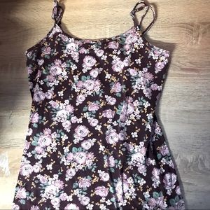Nollie floral purple medium spaghetti strap stretchy tank M